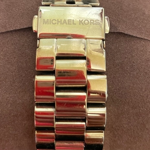 Iridescent Coral and Gold Michael Kors Watch - Picture 4 of 7